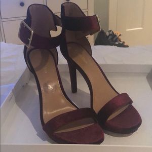 Calvin Klein Vivian Burgundy Velvet Sandal NvR WrN